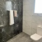 Oceania Bay Village Pyla Апартаменти *